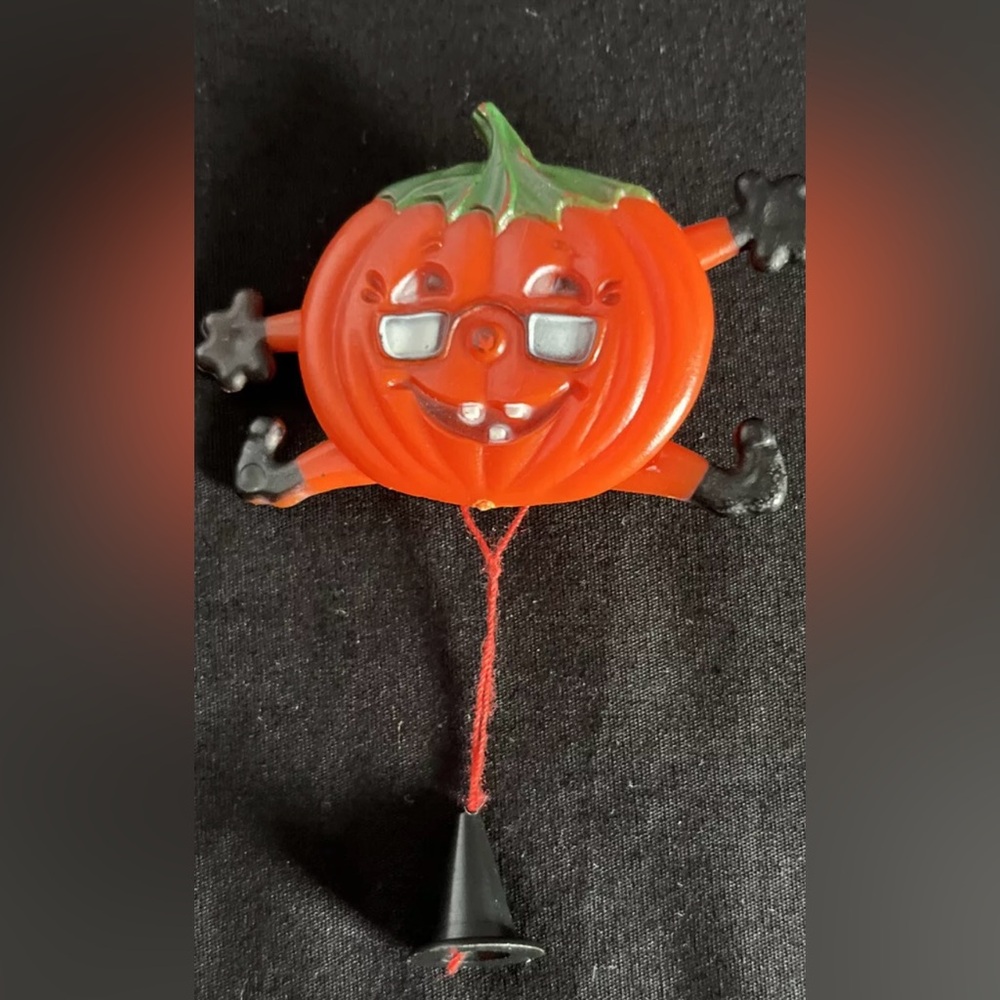 Halloween Pin Brooch Pumpkin Moveable Arms Legs Plastic VINTAGE